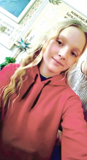 13-річна Карина Якубенко з села Лащова Тальнівського району на Черкащині пірнула за молодшою сестрою в річку Гірський Тікич. Дитина послизнулася на кам’яній кладці і пішла під воду