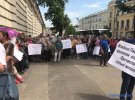 Проходит митинг в поддержку патриарха Филарета