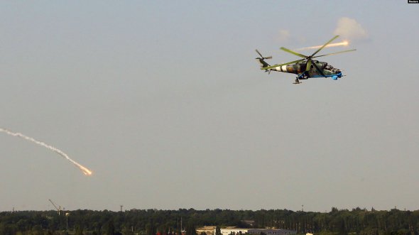 Гелікоптери та літаки допомогли зайняти ДАП українським героям