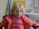 Головну героїню у фільмі "Руйнівниця системи" грає Гелена Зенгель