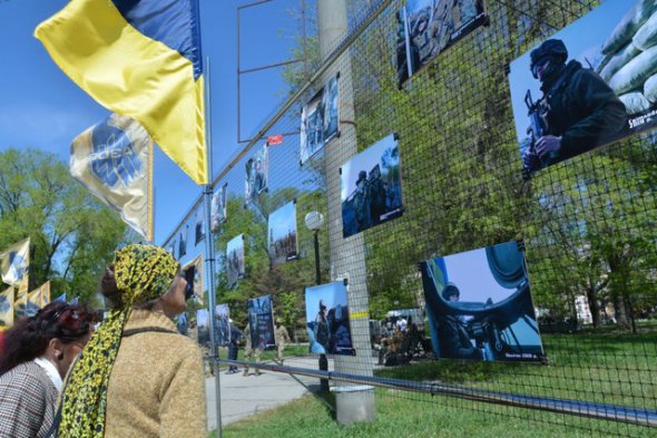 Андрій Білецький наполягає на прийнятті закону про спрощення процедури отримання громадянства іноземними добровольцями