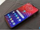 Cмартфон Moto Z4