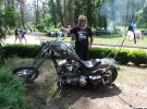 Эстонец Эрге Эвестиш украсил свой мотоцикл драконом из легенд