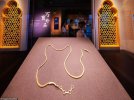 Золотые украшения с затонувшего корабля выставили в музее Гуандун в Китае