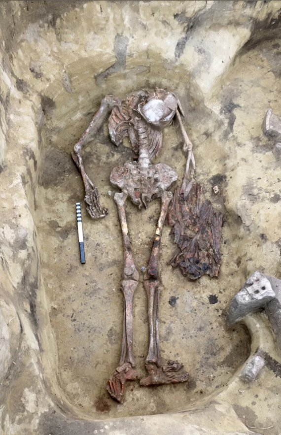 Раскопали жреца бронзового века