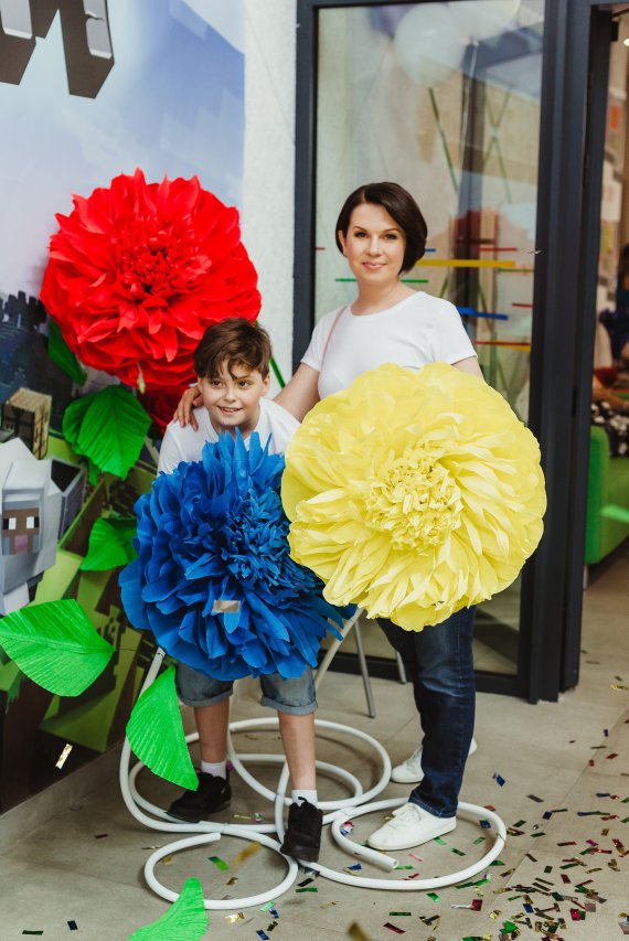 Алла Мазур побувала на випускному 11-річного сина Артема з 4-го класу