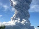  Вулкан Синабунг активізувався 29 серпня 2010 році.