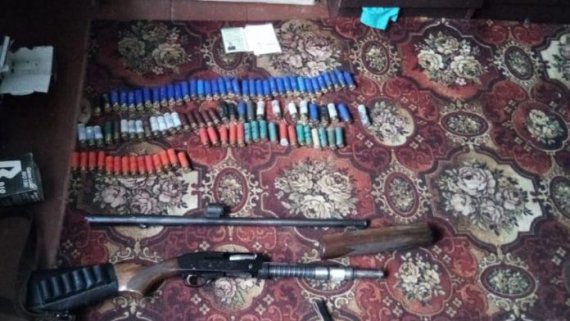 В Житомирской области 12-летнего парня в собственном дворе подстрелил лесник
