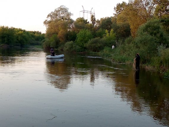 У Річці Тетерів поблизу села Блідча Іванківського району на Київщині  втопилися 27-річна жінка та її 5-річний син