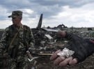 Остатки сбитого самолета Ил-76 в Луганске. Тогда погибли 49 украинских военных