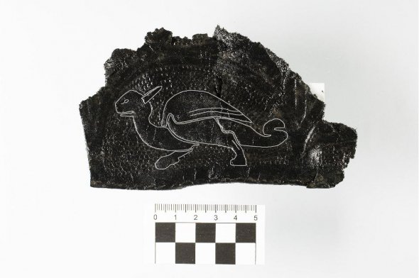 У Йорку, Великобританія знайшли елемент одягу із зображенням дракона