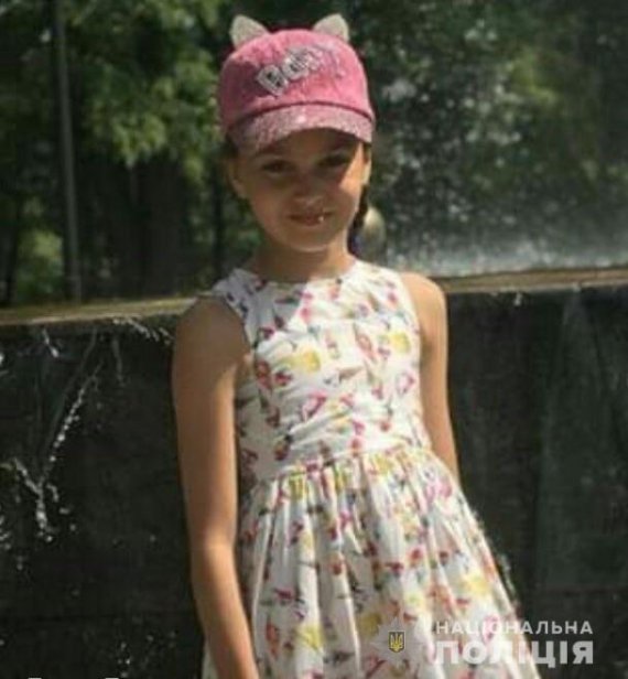 В Ивановском районе Одесской области третьи сутки продолжаются поиски 11-летней Дарьи Лукьяненко. Еще 13 июня девочка пошла на танцевальный кружок. Домой не вернулась
