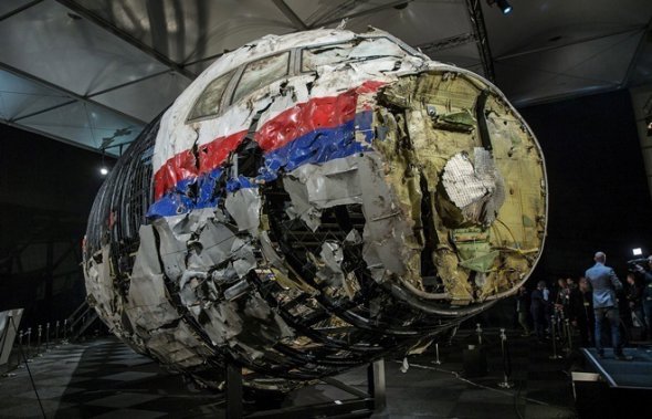 Реконструкция сбитого самолета Boing при расследовании