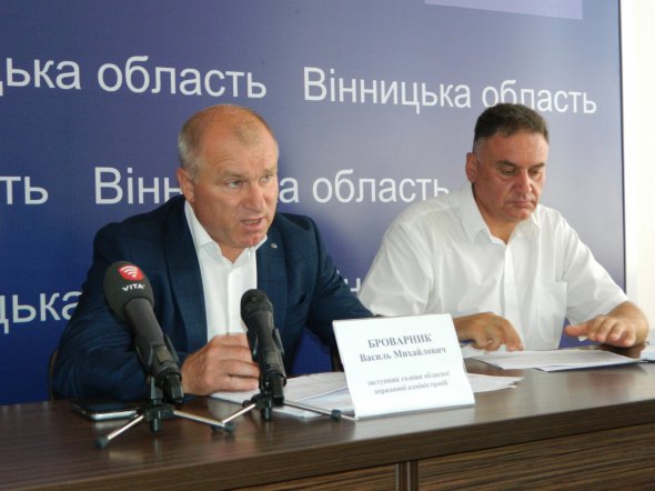 Вінниччина: шквальний вітер з градом пронісся по 6 районах, наслідки жахають