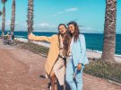 Регіна Тодоренко з мамою Іриною фотографувались в італійському місті Соренто