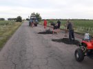 Мешканці Пальчиківської сільради самотужки відремонтували дорогу, за яку відповідає Агенство місцевих доріг у Полтавській області