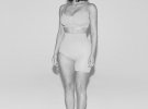 Ким Кардашьян позировала в белье от собственного бренда