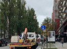 В Киеве начали эвакуировать авто, которые припакованные не по правилам