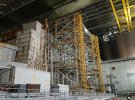 Новий безпечний конфайнмент, який звели над зруйнованим четвертим енергоблоком Чорнобильської АЕС ввели в експлуатацію.