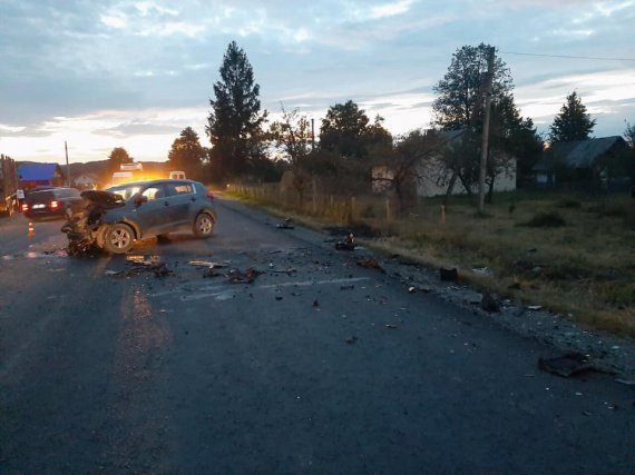 В Ивано-Франковской области в лоб столкнулись Ford Focus и Kia Sportage. Погибли дети 5 и 3 лет