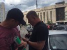 В квартире Натальи Ачкан сменили замки и поставили сигнализацию. Теперь там живут неизвестные мужчины. Называются представителями новой владелицы