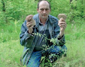 Віктор Левенець має ще одне хобі — збирання грибів. Любить їх фотографувати