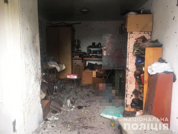 В поселке Смыга Ровненской области в результате взрыва погибли 11-летняя девочка и ее 13-летний брат. Дети пришли в гости к деду