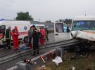 Під Києвом   сталася масштабна ДТП за участю маршрутки Volkswagen LT і Ford Mondeo. 3 людей загинули, ще 18  - травмовані