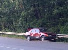 На Закарпатье на обочине дороги "Мукачево-Рогатин" нашли разбитую расстрелянную иномарку без номеров