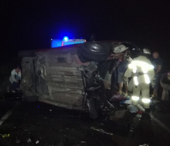 На Миколаївщині у смертельному зіткненні  зійшлися автобус та іномарка. Загинув водій авто  та 2 його дітей