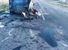 На Николаевщине в смертельном столкновении сошлись автобус и иномарка. Погиб водитель авто и 2 его детей