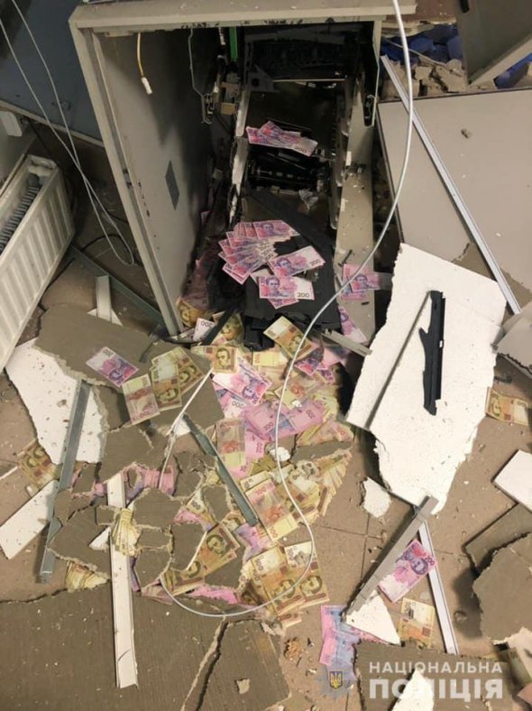 Загальна сума крадіжок склала понад 5 млн гривень.  ФОТО: НАЦПОЛІЦІЯ
