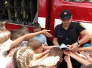 Полтавські рятувальники в літніх таборах відпочинку навчають дітей правилам безпеки життєдіяльності