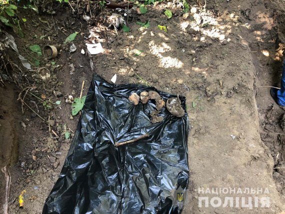 В Дубровицы на Ровенщине полицейские нашли остатки 41-летнего мужчину, которого еще в августе 2015 года  убил 53-летний товарищ