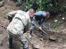 У Дубровиці на Рівненщині поліцейські відкопали рештки 41-річного чоловіка, якого ще у серпні 2015 року вбив 53-річний товариш