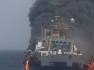 Під час пожежі на траулері, безвісти зник моряк