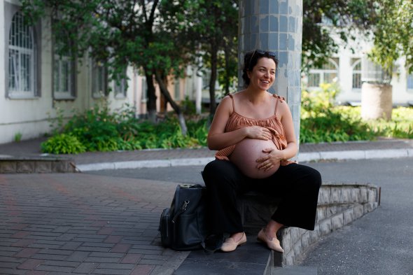 Серед сімейних фотографів популярна фотосесія пологів