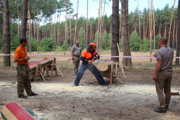 В Полтавском районе провели ХХІ Полтавский областной конкурс-соревнование вальщиков леса