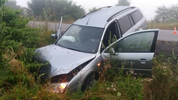 Авто волонтерки попало в аварию