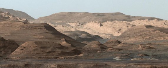 Кратер Гейла був обраний в якості мети для Curiosity, тому що це складне місце