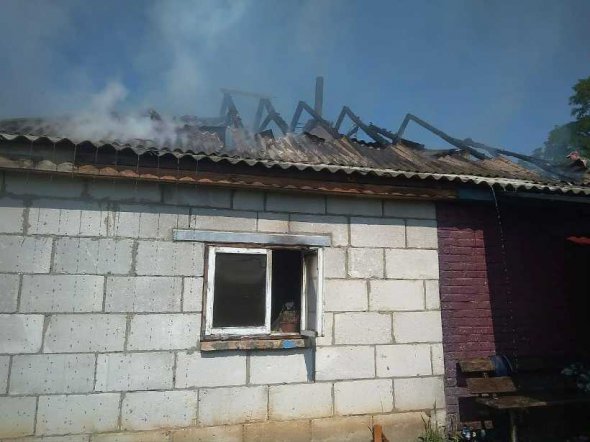 У селі Гайшин на Київщині  під час пожежі в будинку загинули 2 дітей