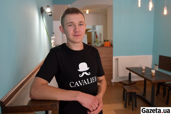 24-летний Богдан Мацюра открыл во Львове ресторан здоровой и быстрой еды "Ґейзер"