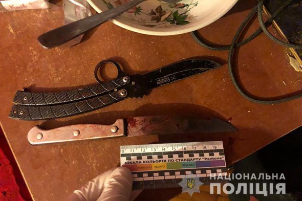 В Тернополе 22-летний мужчина зарезал 34-летнего ухажера матери