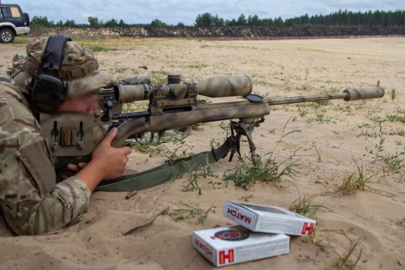 В будущем украинский снайпер сможет корректировать огонь артиллерии, авиации, "подсвечивать" цели для управляемого вооружения и прочее