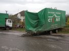 У Струсові на Тернопільщині зіткнулися вантажівка та рейсовий автобус.  Шестеро травмованих. У найважчому стані - водій автобуса
