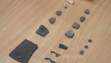 На території Більського городища знайшли римські фібули, козацьку сокиру та шведські гроші