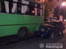 В Харькове «ВАЗ-21103» влетел под автобус «ЗАЗ I-VAN». 5 человек получили травмы