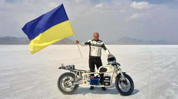 Сергей Малик планирует установить новый рекорд скорости на электромотоцикле