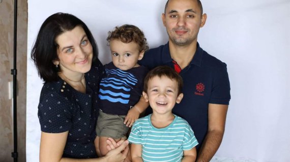В Мариуполе в семье Бондаренко появилось двое детей