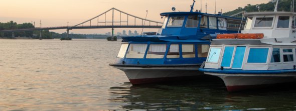 У Києві на річковому вокзалі знайшли тіло чоловіка
